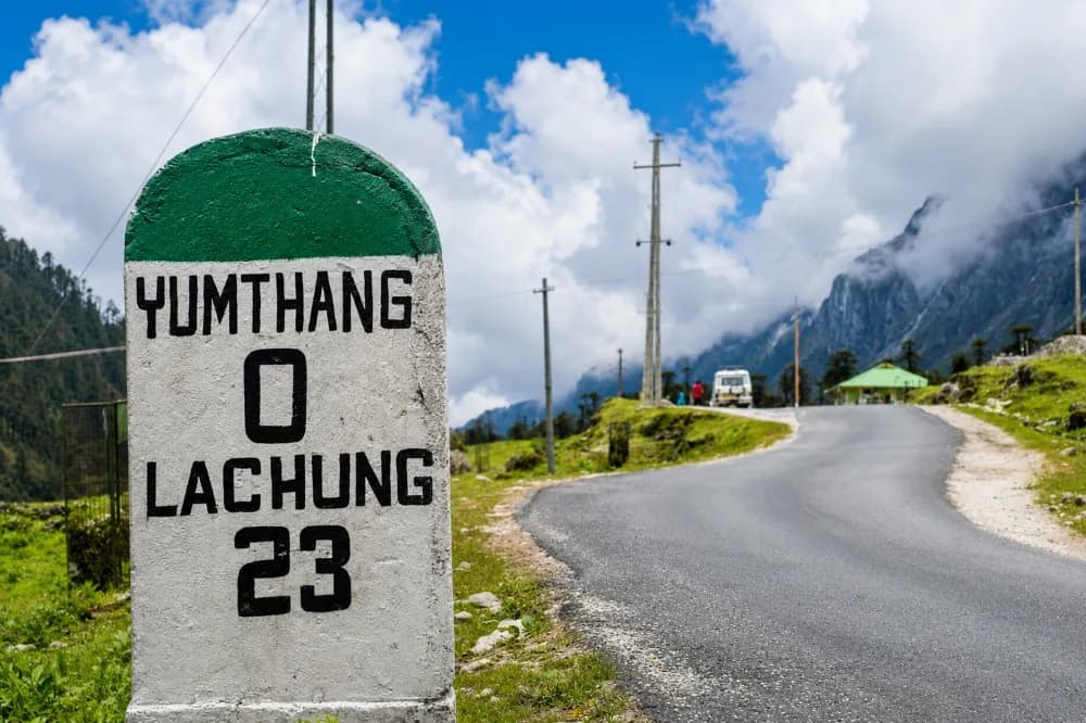 2 night 3 days shared lachung yumthang trip with home stay
